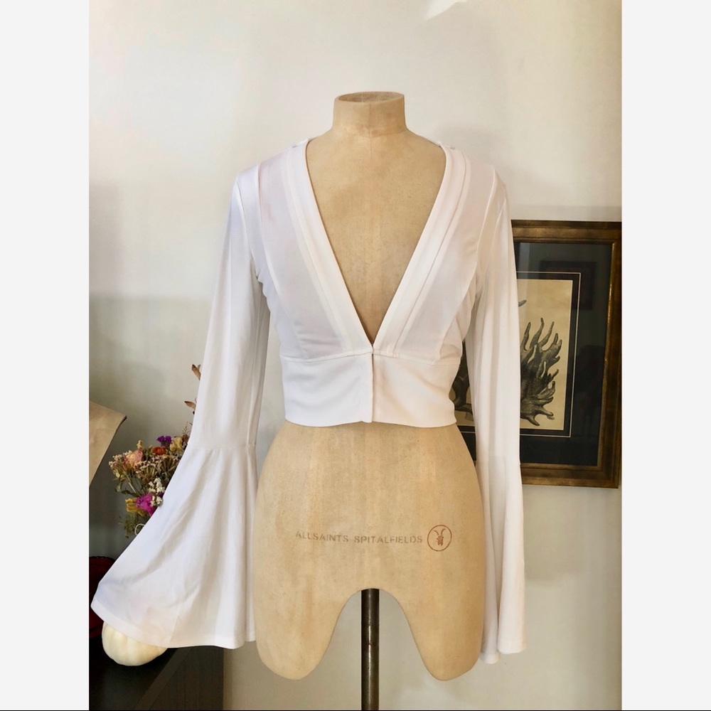 Bell sleeve crop top